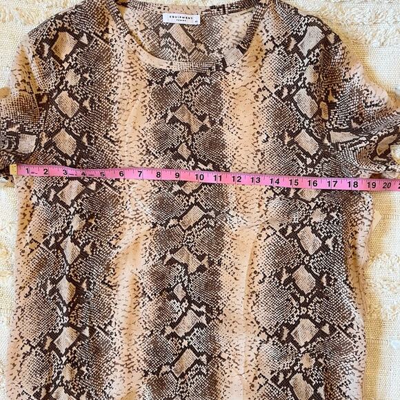 NWT Equipment 100% silk Python Riley Tee in Nude xsmall - Picture 12 of 16